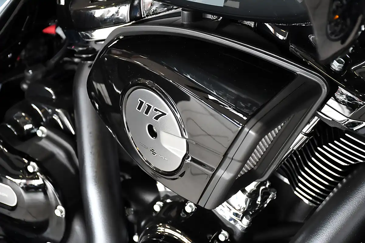 Used 2026 Harley-Davidson Road Glide 3 Fltrt Iron Horse Metallic - Interior and Exterior details 13