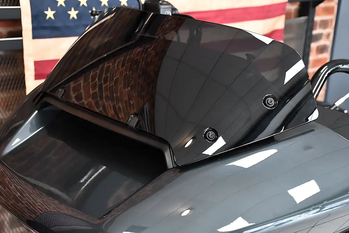 Used 2026 Harley-Davidson Road Glide 3 Fltrt Iron Horse Metallic - Interior and Exterior details 8