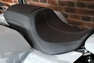 Used 2026 Harley-Davidson Road Glide Billiard Gray - Interior and Exterior details 15