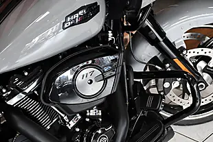 Used 2026 Harley-Davidson Road Glide Billiard Gray - Interior and Exterior details 4