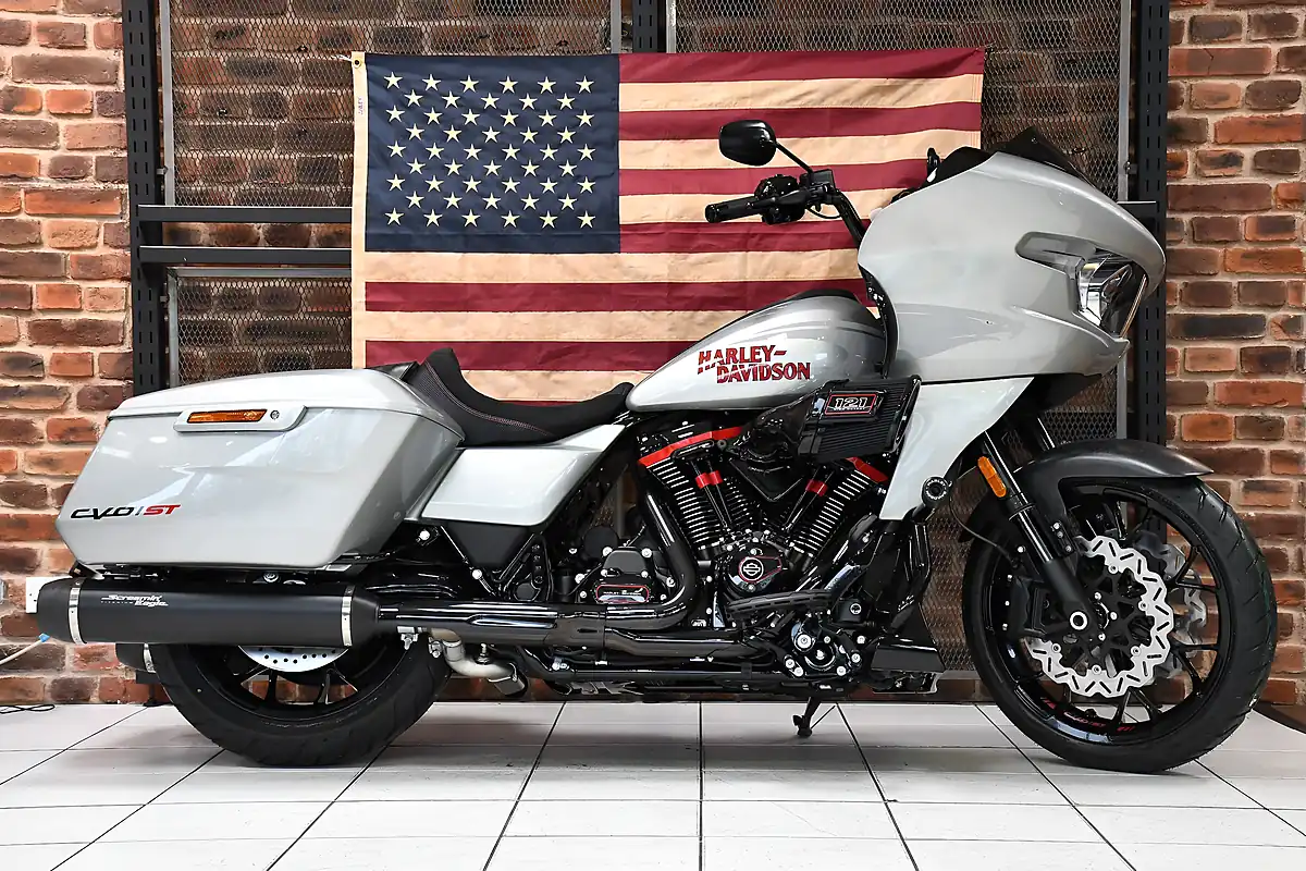 Used 2026 Harley-Davidson Road Glide Cvo ST - Interior and Exterior details 6