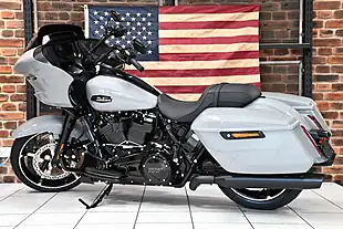 Used 2026 Harley-Davidson Road Glide - Interior and Exterior details 12