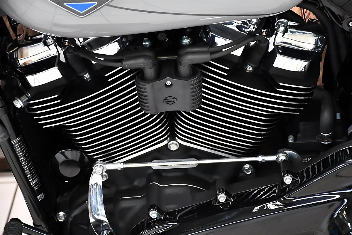 Used 2026 Harley-Davidson Softail Flhc Heritage Classic - Interior and Exterior details 11