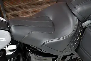 Used 2026 Harley-Davidson Softail Flhc Heritage Classic - Interior and Exterior details 14