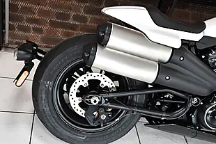 Used 2026 Harley-Davidson Sportster S White Onyx Pearl - Interior and Exterior details 18