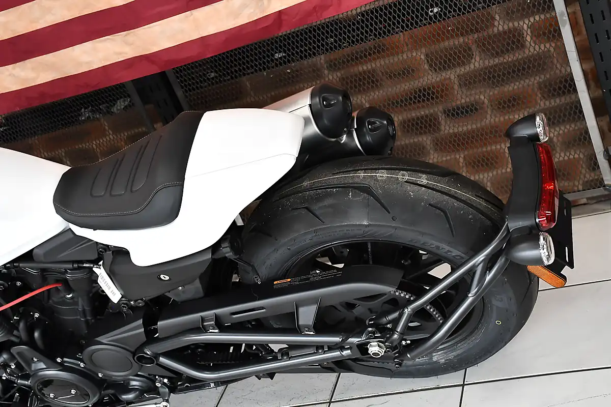 Used 2026 Harley-Davidson Sportster S White Onyx Pearl - Interior and Exterior details 19