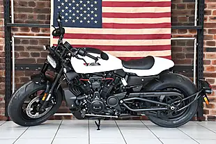 Used 2026 Harley-Davidson Sportster S White Onyx Pearl - Interior and Exterior details 7