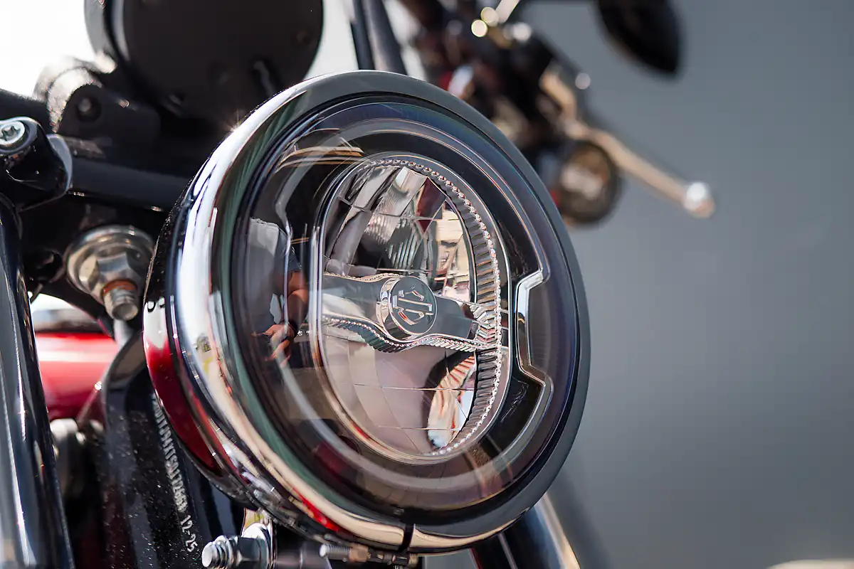 Used 2026 Harley-Davidson Street Bob Brilliant Red - Interior and Exterior details 10