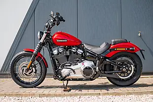 Used 2026 Harley-Davidson Street Bob Brilliant Red - Interior and Exterior details 18