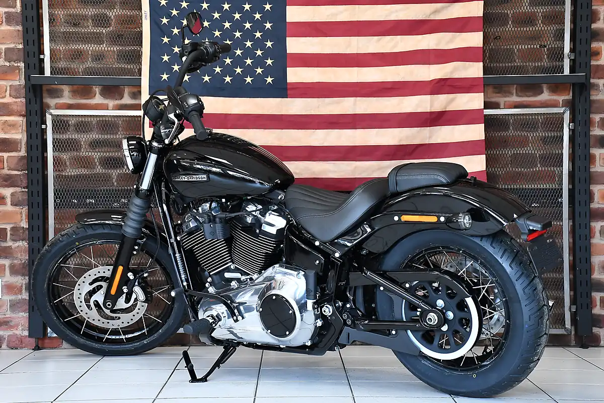 Used 2026 Harley-Davidson Street Bob - Interior and Exterior details 11
