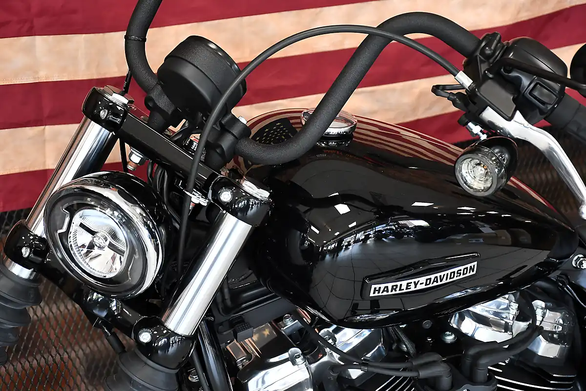 Used 2026 Harley-Davidson Street Bob - Interior and Exterior details 12