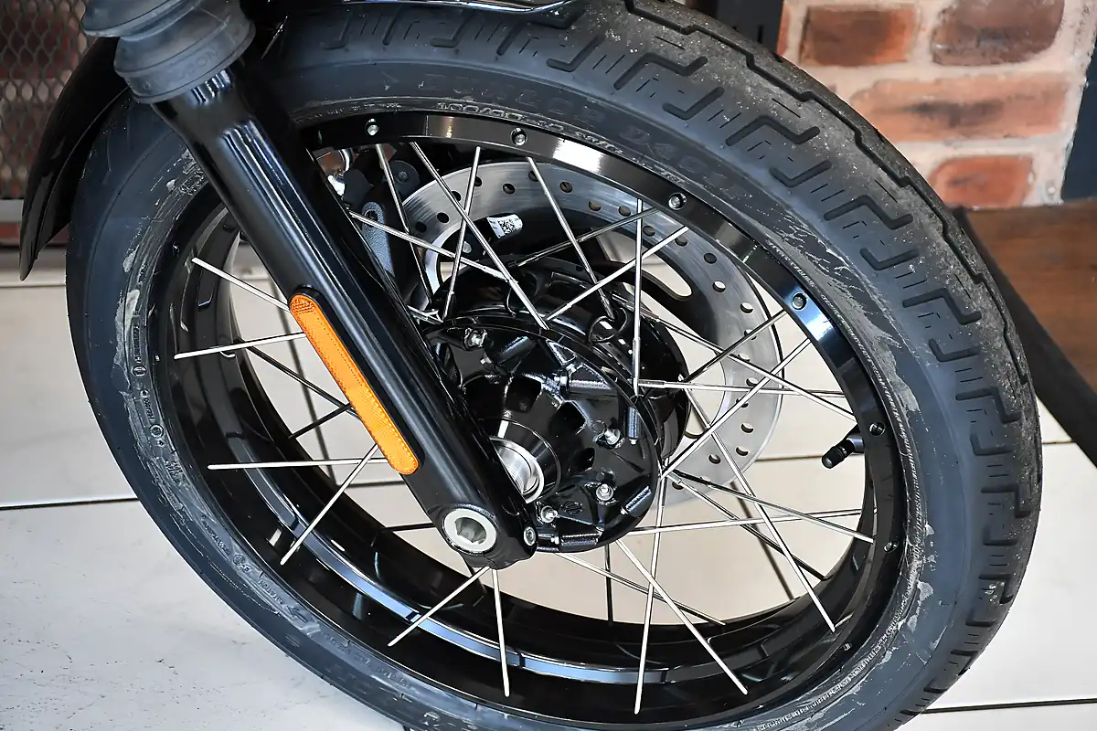 Used 2026 Harley-Davidson Street Bob - Interior and Exterior details 17