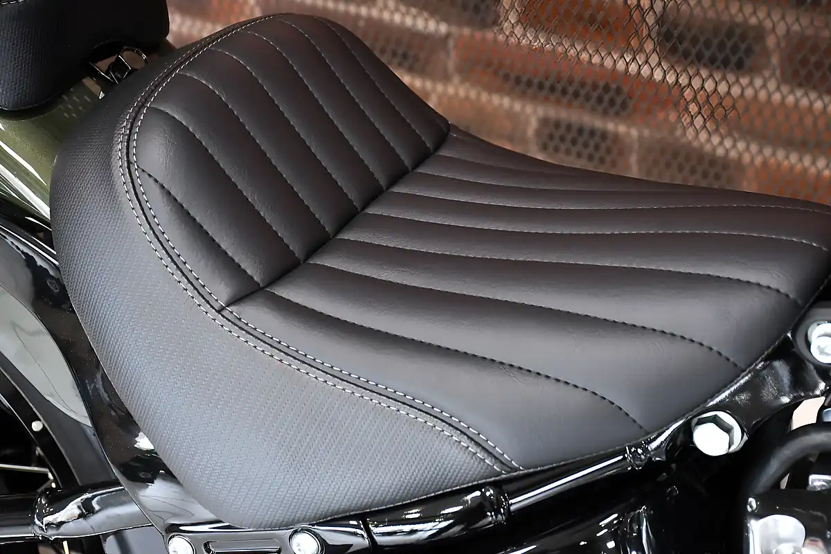 Used 2026 Harley-Davidson Street Bob Olive Steel Metal - Interior and Exterior details 16
