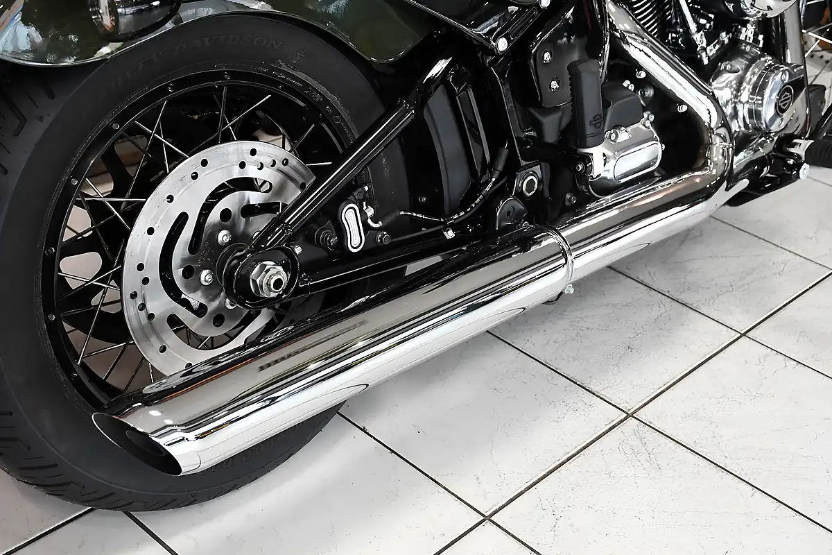 Used 2026 Harley-Davidson Street Bob Olive Steel Metal - Interior and Exterior details 4
