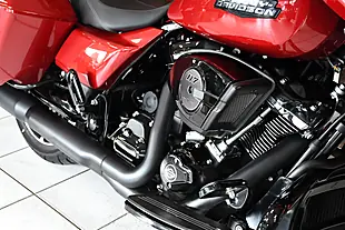 Used 2026 Harley-Davidson Street Glide Brilliant Red - Interior and Exterior details 4