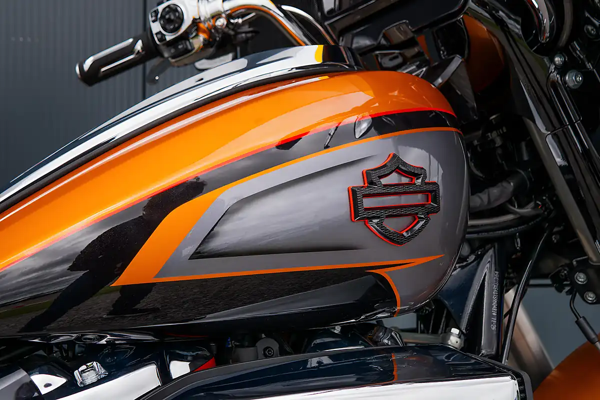 Used 2026 Harley-Davidson Street Glide Cvo Torched Orange Cvo Tri-Tone - Interior and Exterior details 7