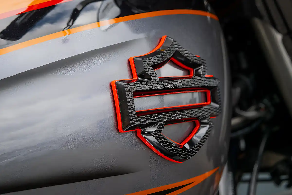 Used 2026 Harley-Davidson Street Glide Cvo Torched Orange Cvo Tri-Tone - Interior and Exterior details 9