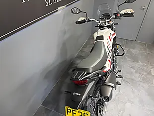 Used 2026 Hero Xpulse 200 Pro Pearl Fadeless White - Interior and Exterior details 10