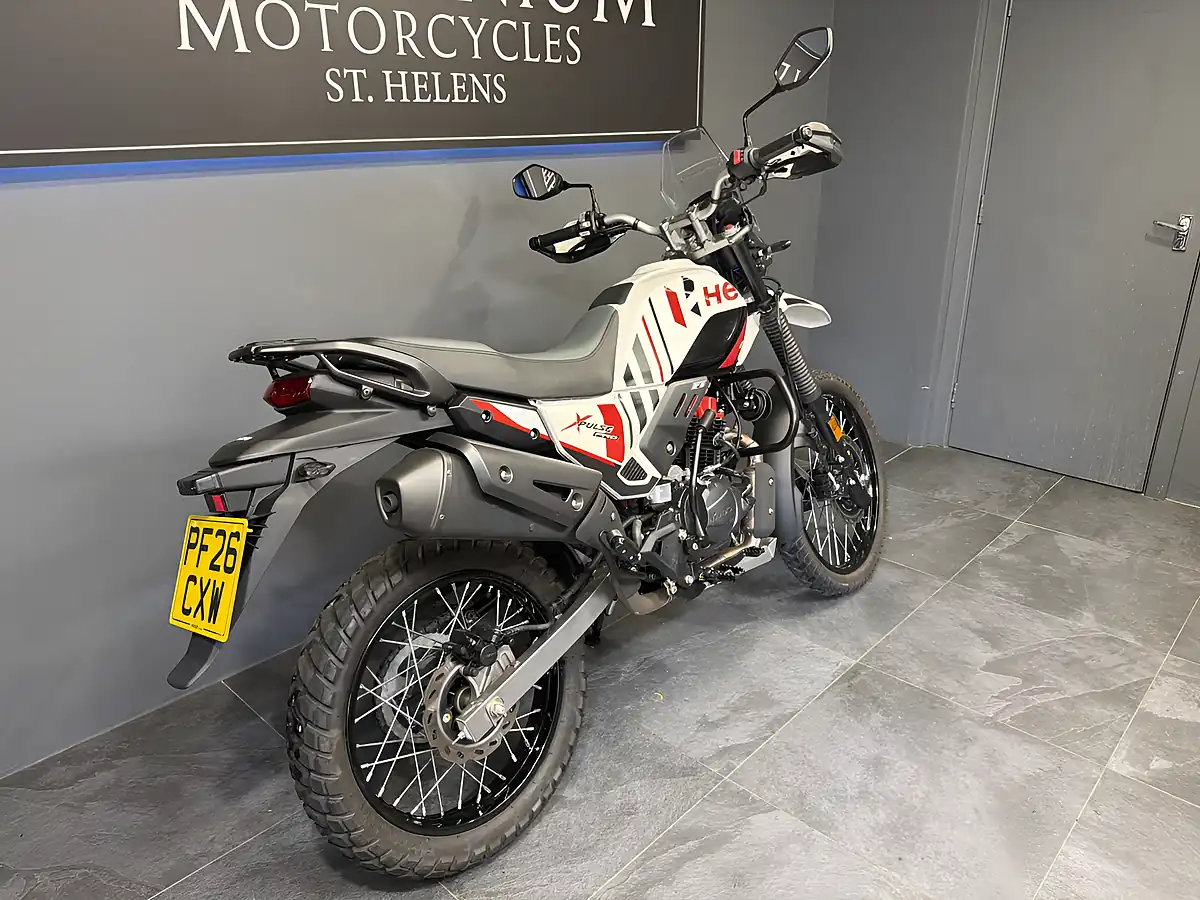 Used 2026 Hero Xpulse 200 Pro Pearl Fadeless White - Interior and Exterior details 4