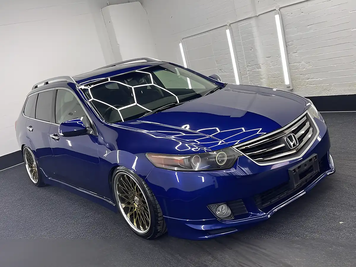 Used 2026 Honda Accord Tourer Sports Style Blue - Interior and Exterior details 14