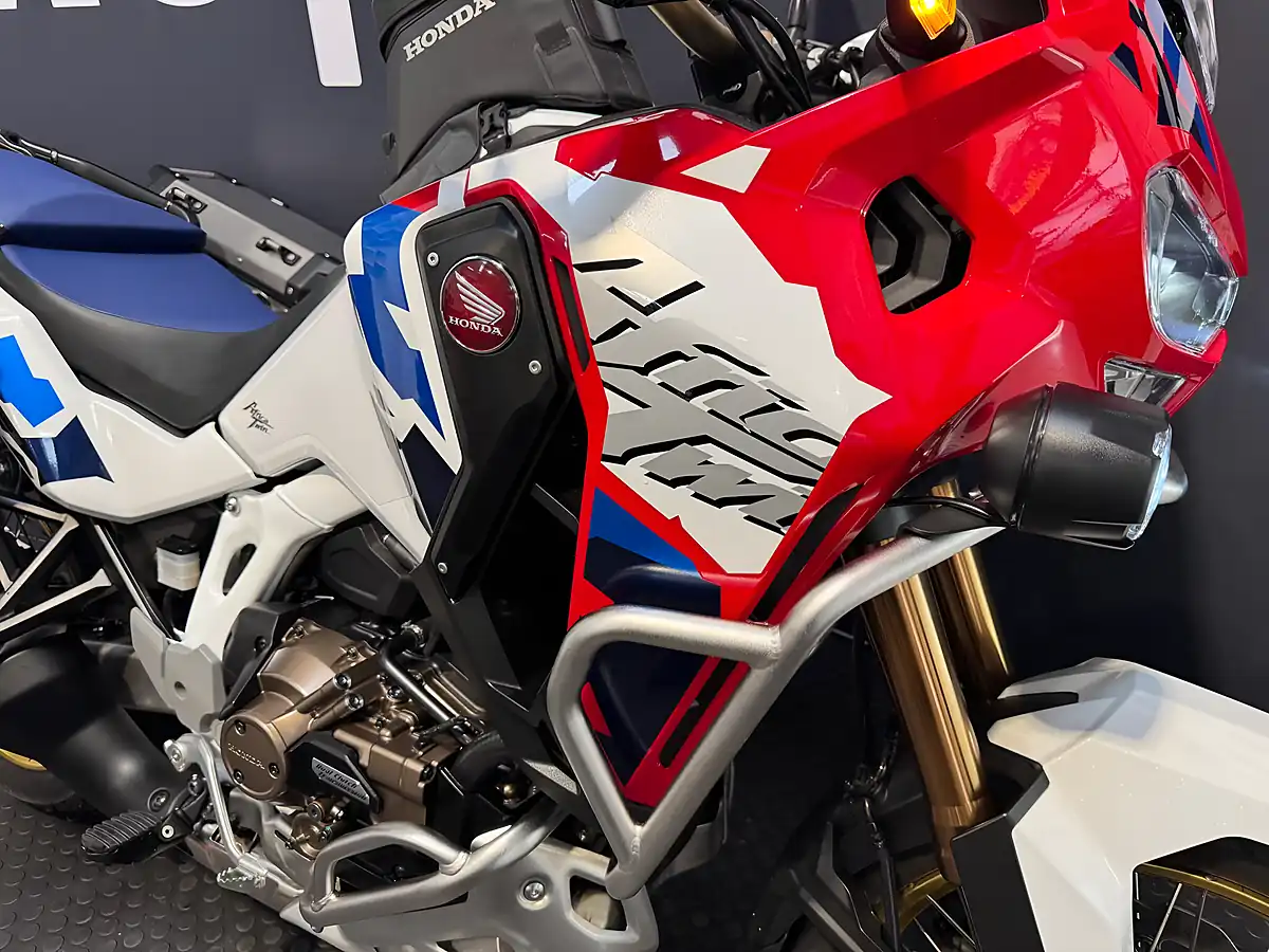 Used 2026 Honda Africa Twin Adventure Sports - Interior and Exterior details 10