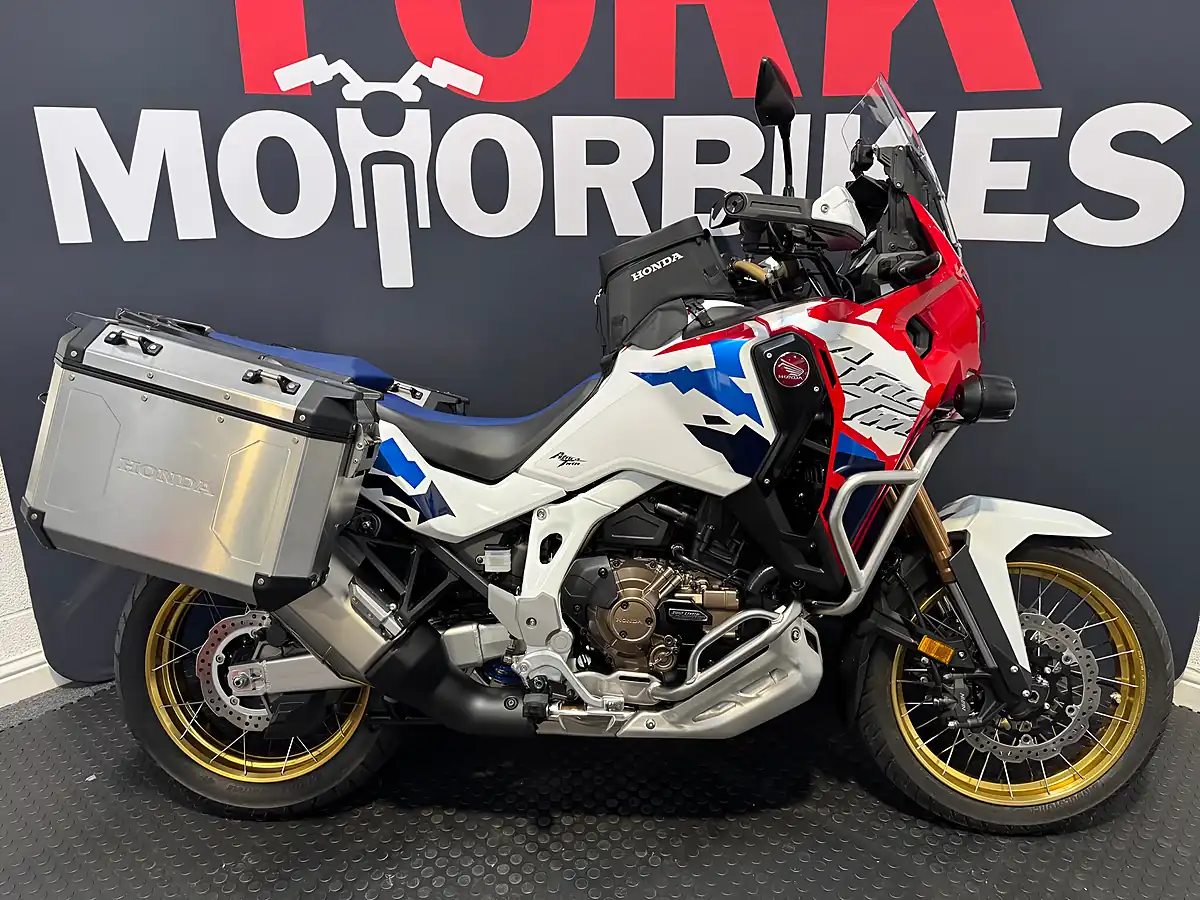Used 2026 Honda Africa Twin Adventure Sports - Interior and Exterior details 3