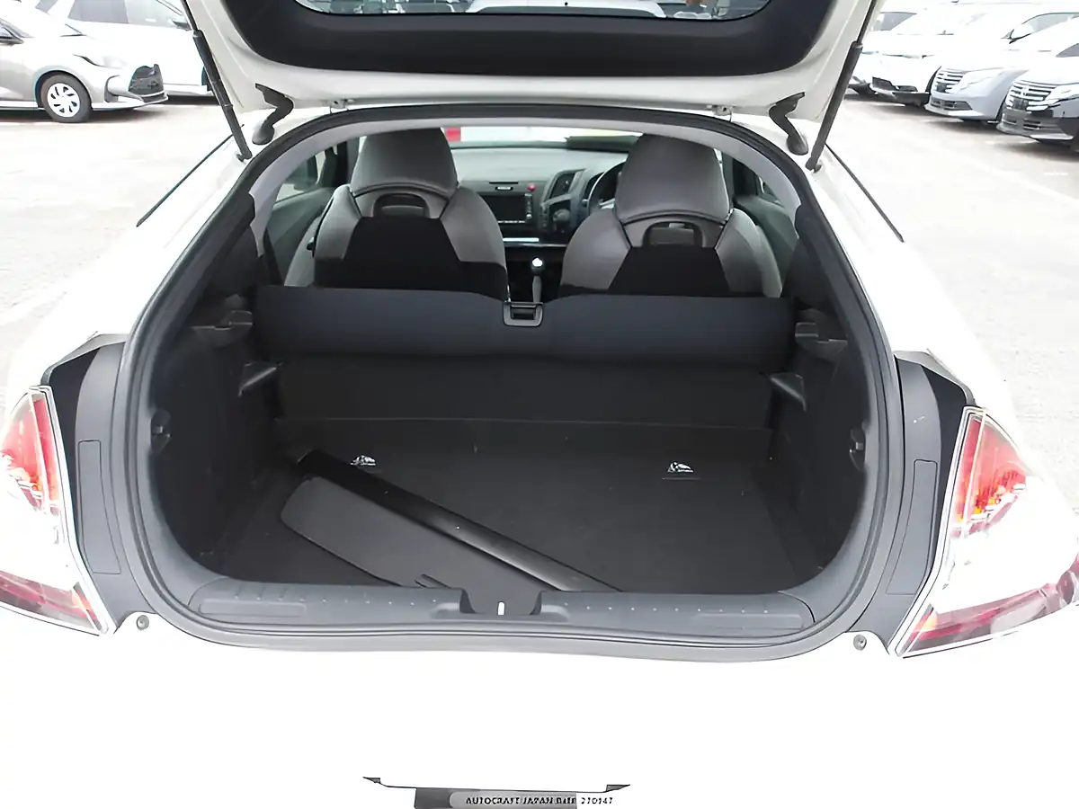 Used 2026 Honda Cr-Z Alpha Premium White Pearl - Interior and Exterior details 10