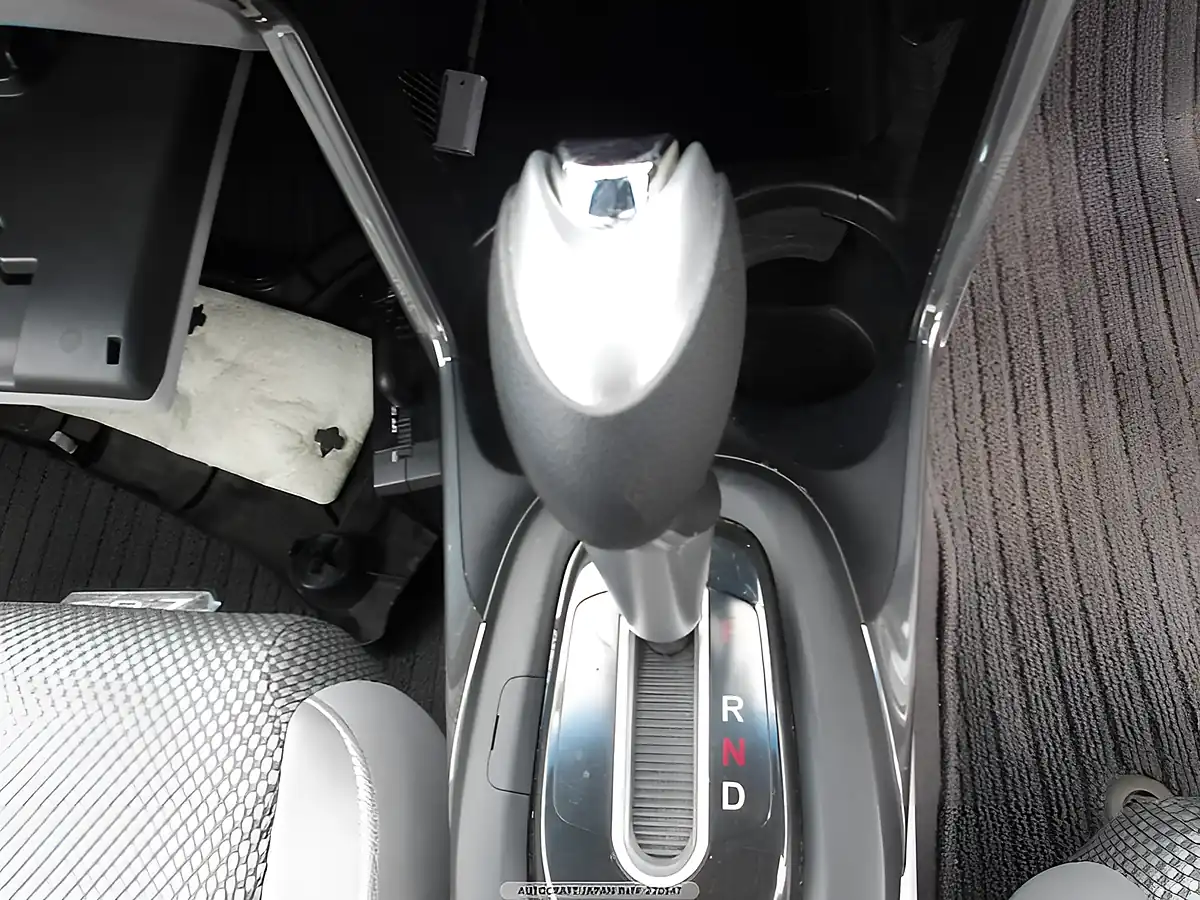 Used 2026 Honda Cr-Z Alpha Premium White Pearl - Interior and Exterior details 6