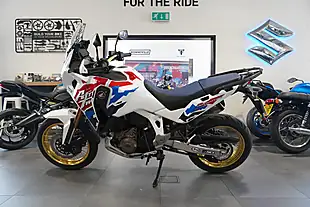 Used 2026 Honda CRF1100L Africa Twin Adventure Sports Es White Metallic - Interior and Exterior details 2