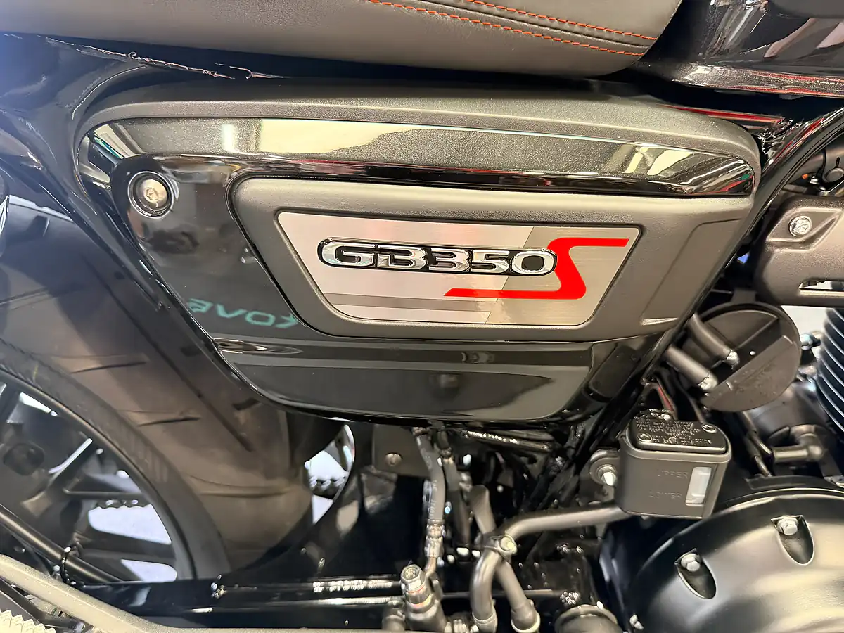 Used 2026 Honda GB350s S - Interior and Exterior details 12