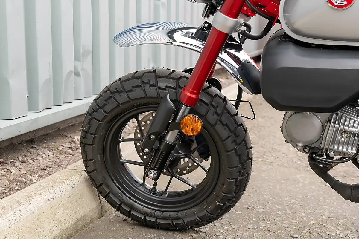 Used 2026 Honda Monkey 125 Millenium Red - Interior and Exterior details 9