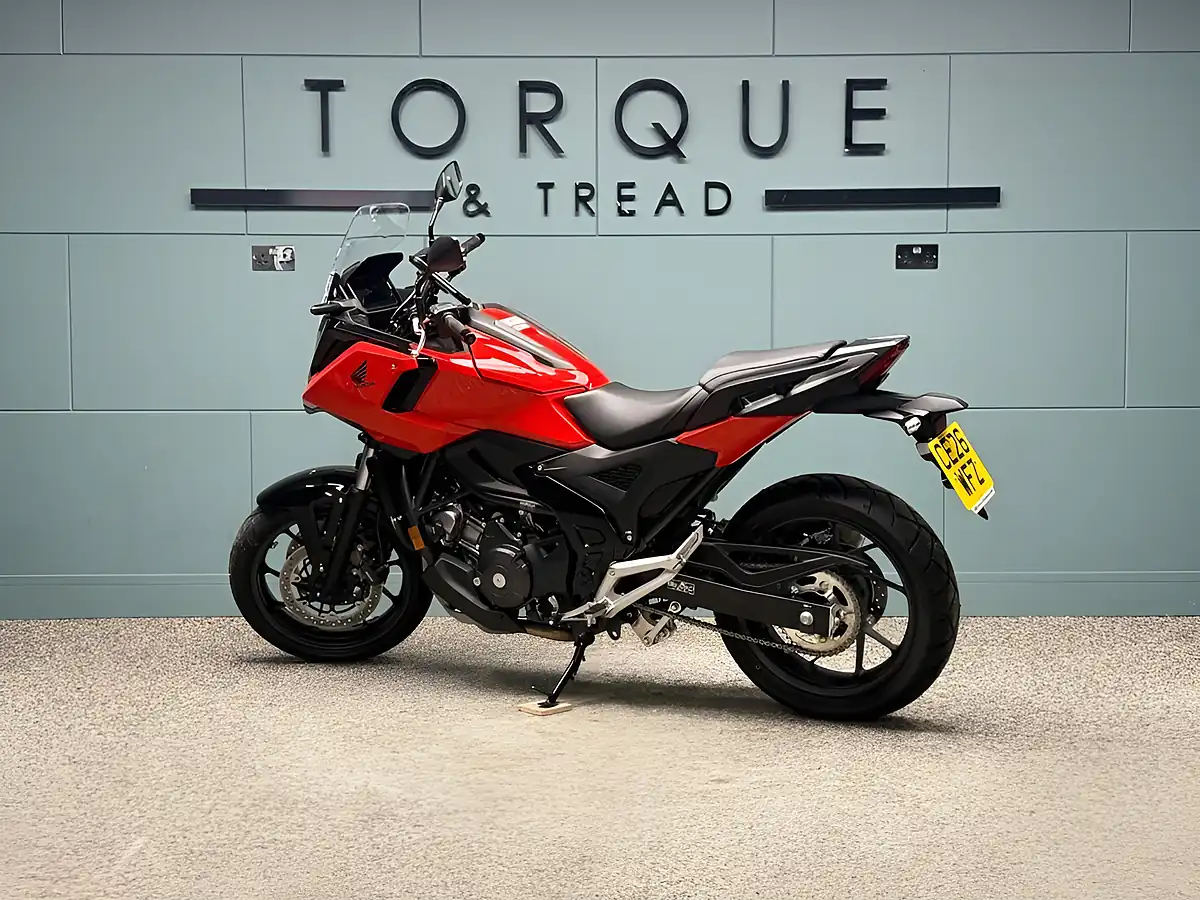 Used 2026 Honda NC750X Adventure Red - Interior and Exterior details 7