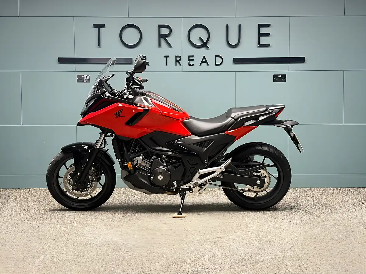 Used 2026 Honda NC750X Adventure Red - Interior and Exterior details 8
