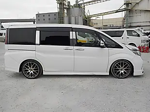 Used 2026 Honda Stepwagon Spada Waku Waku Doors Orchid White Pearl - Interior and Exterior details 5