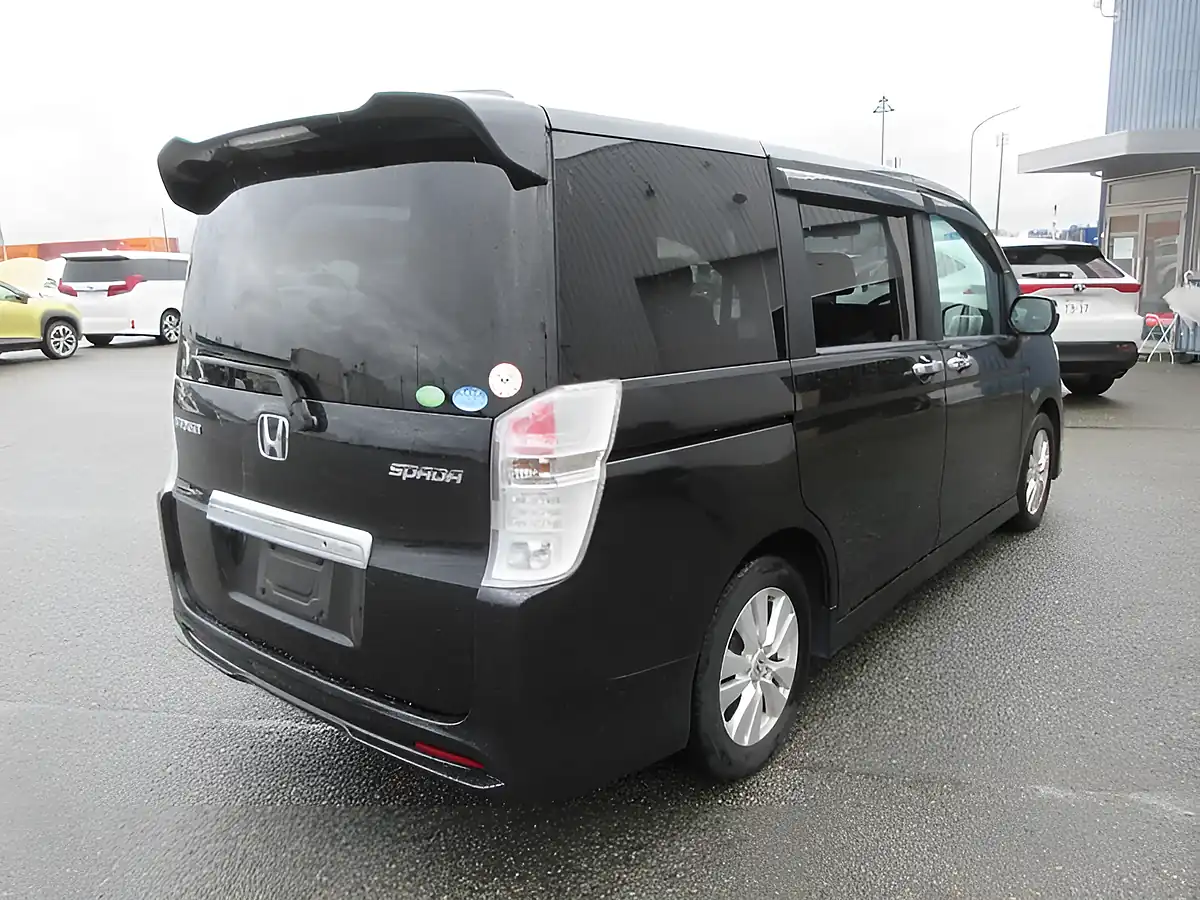 Used 2026 Honda Stepwagon Spada Z Crystal Black Pearl - Interior and Exterior details 4