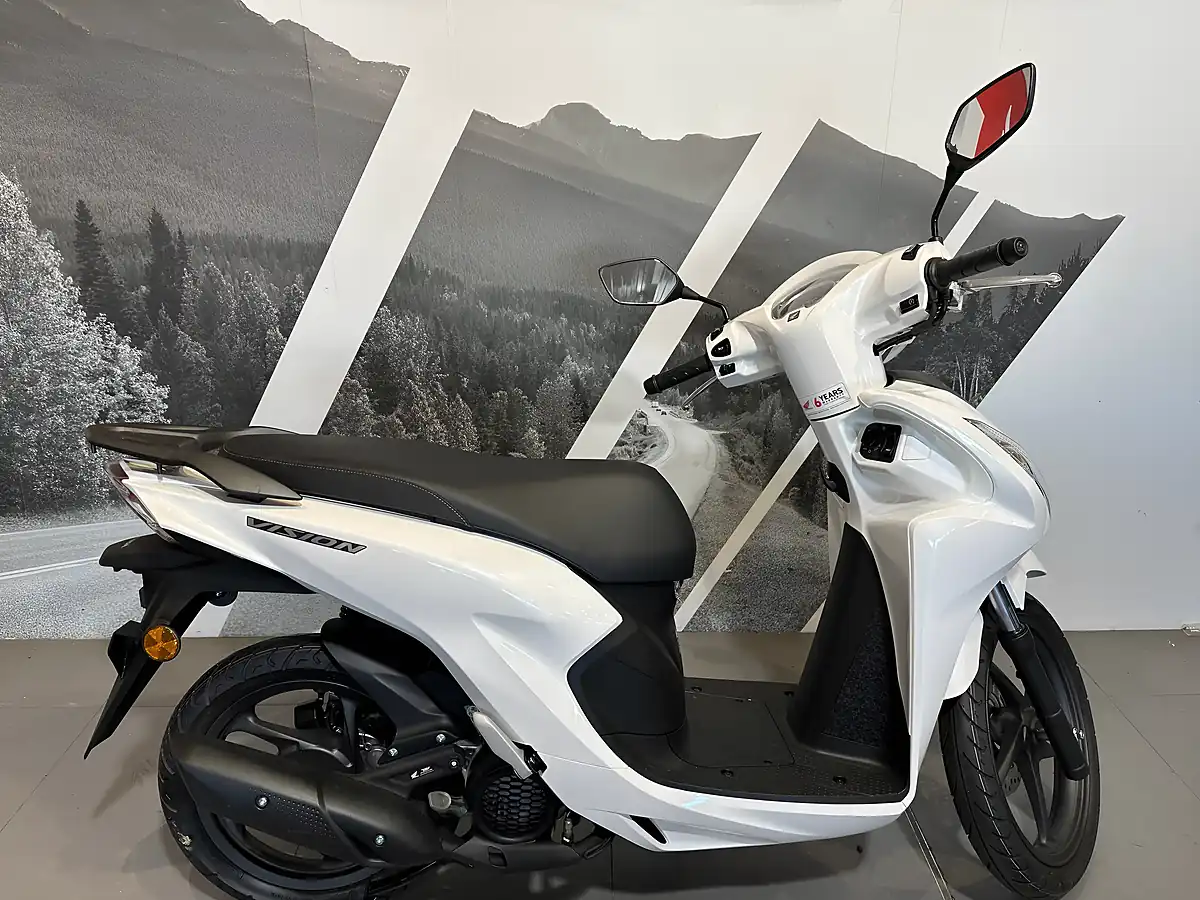 Used 2026 Honda Vision 110 - Interior and Exterior details 11