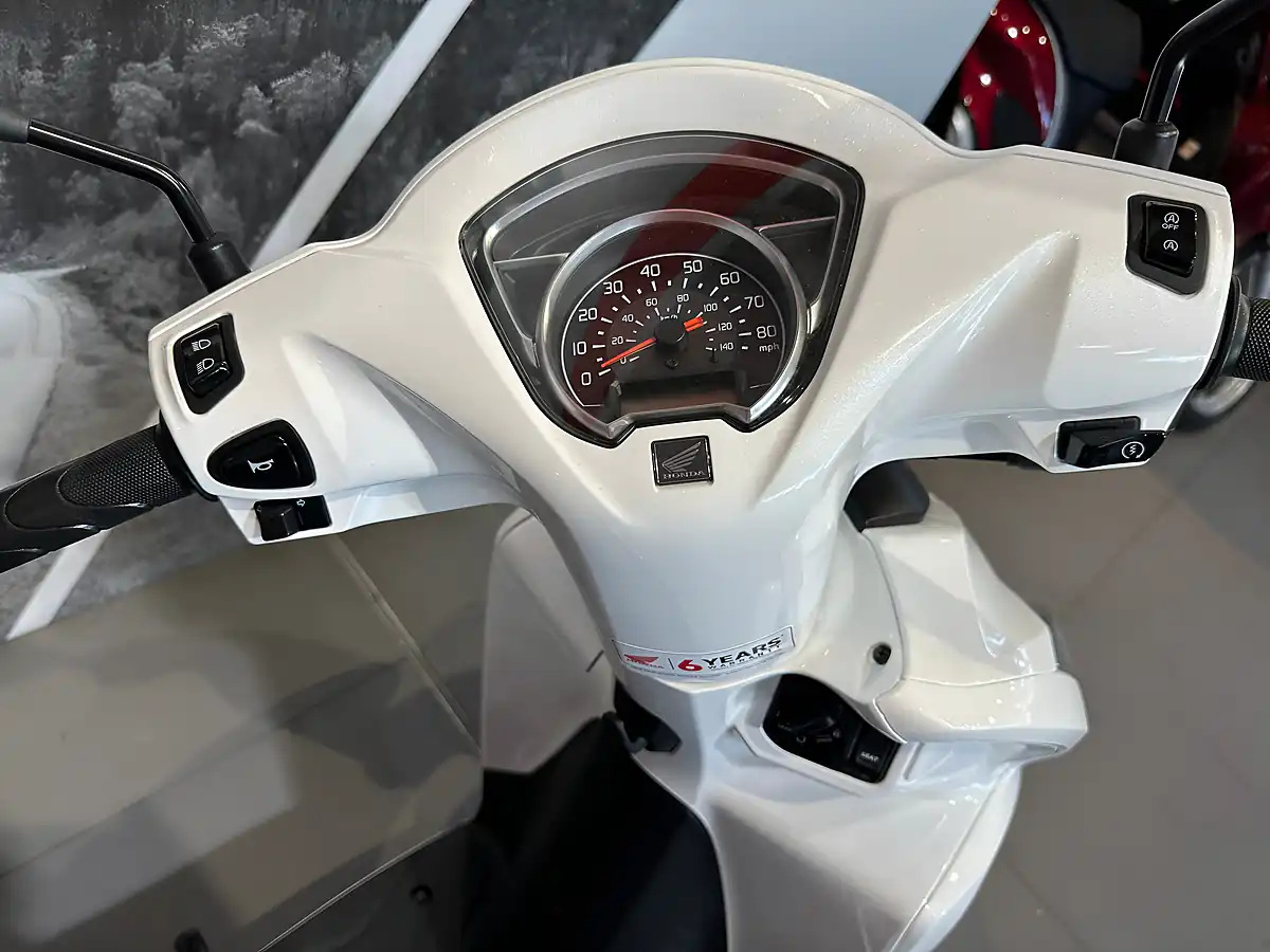 Used 2026 Honda Vision 110 - Interior and Exterior details 14