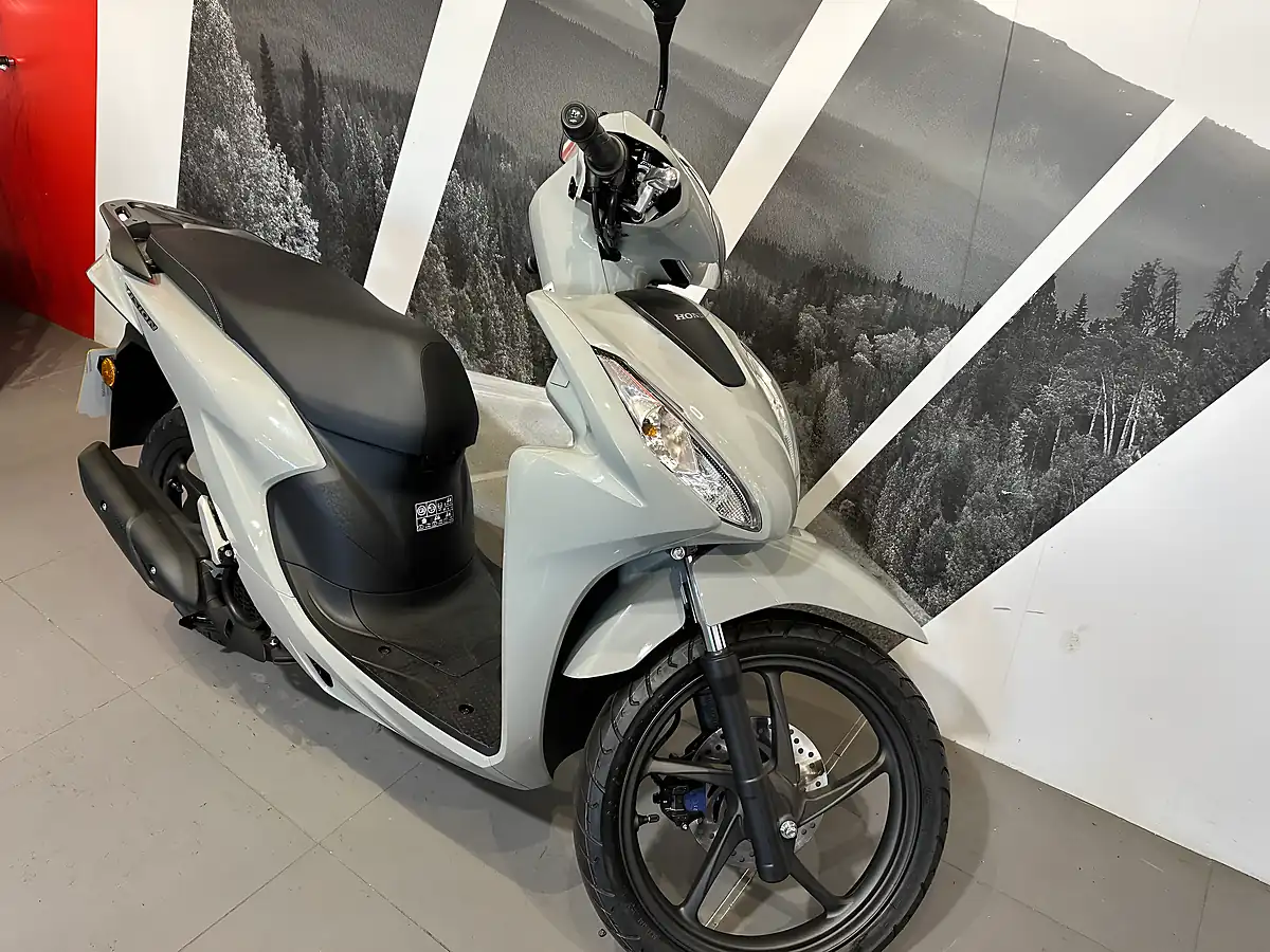 Used 2026 Honda Vision 110 - Interior and Exterior details 16