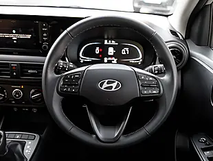 Used 2026 Hyundai i10 Advance Lumen Grey - Interior and Exterior details 13