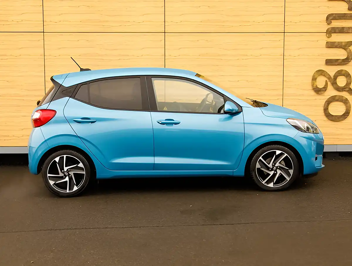 Used 2026 Hyundai i10 Premium Aqua Turquoise - Interior and Exterior details 8