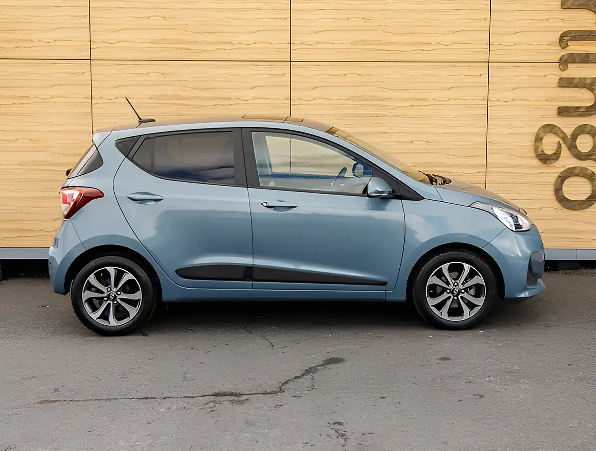 Used 2026 Hyundai i10 Premium Se Aqua Sparkling - Interior and Exterior details 8