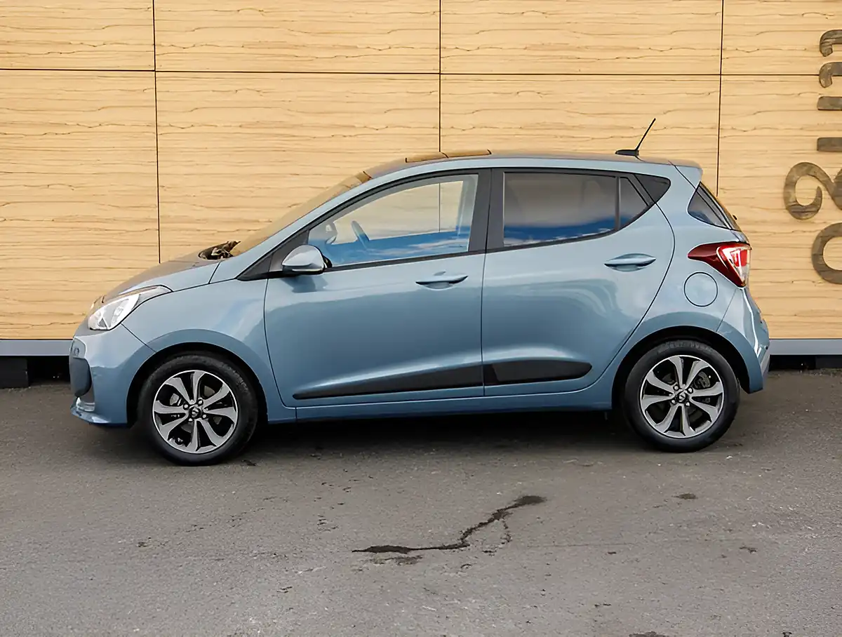 Used 2026 Hyundai i10 Premium Se Aqua Sparkling - Interior and Exterior details 9