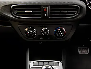 Used 2026 Hyundai i10 Se Connect Blue - Interior and Exterior details 19