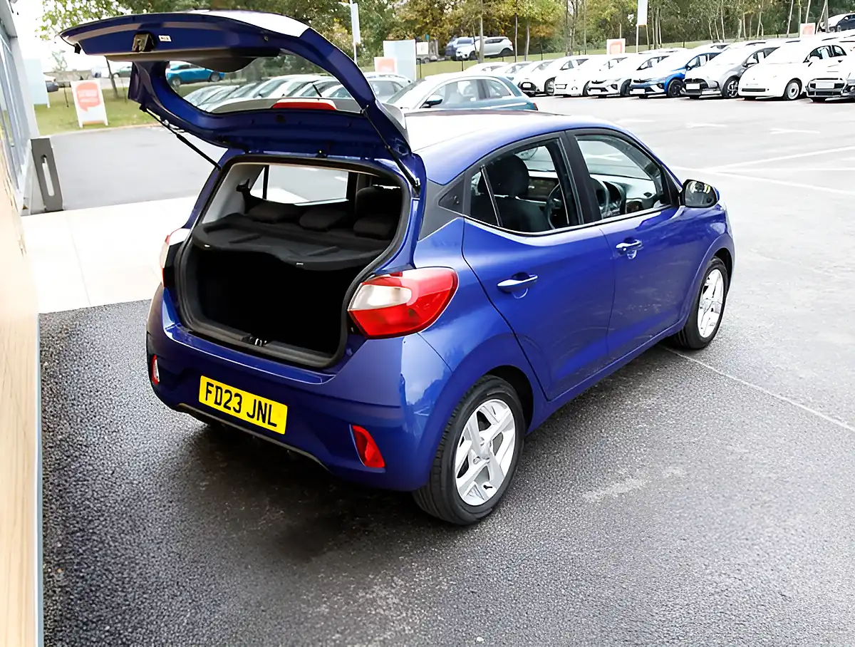 Used 2026 Hyundai i10 Se Connect Blue - Interior and Exterior details 20