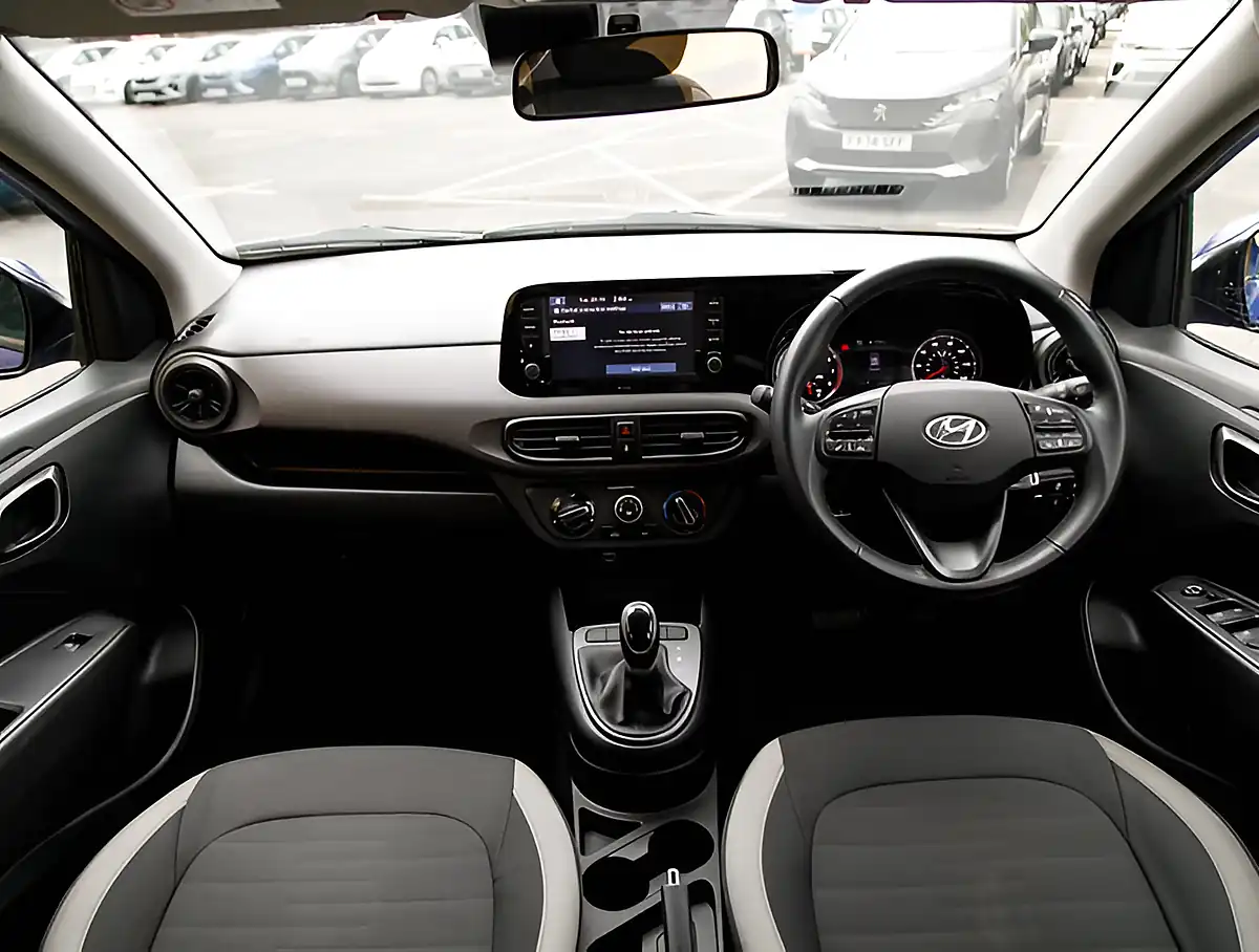 Used 2026 Hyundai i10 Se Connect Blue - Interior and Exterior details 3