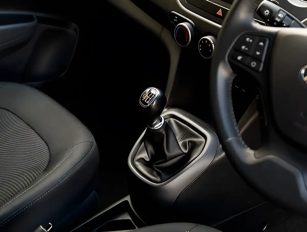 Used 2026 Hyundai i10 Se White - Interior and Exterior details 10