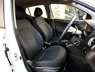 Used 2026 Hyundai i10 Se White - Interior and Exterior details 17