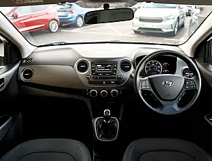 Used 2026 Hyundai i10 Se White - Interior and Exterior details 3