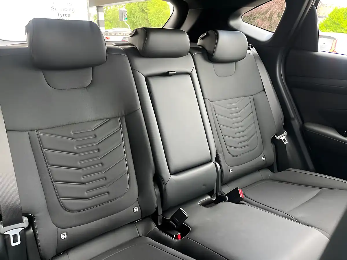 Used 2026 Hyundai Tucson Black Line Ecotronic Grey - Interior and Exterior details 17