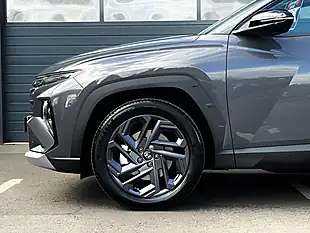 Used 2026 Hyundai Tucson Black Line Ecotronic Grey - Interior and Exterior details 18